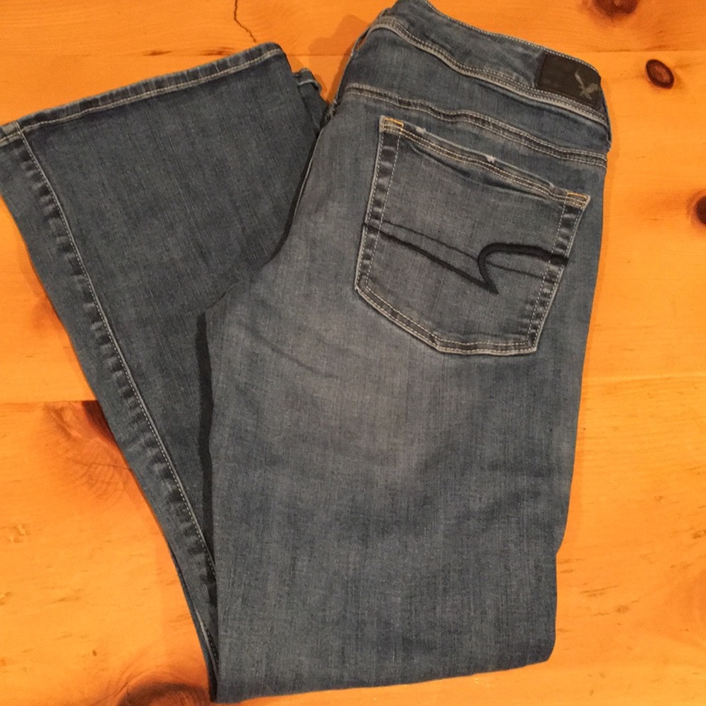 American Eagle women's Kickboot jeans